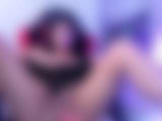 Live cam show with NinaBloom - Solo on CamClone