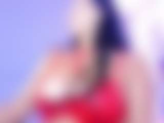 NinaBloom MILF webcam performer live streaming