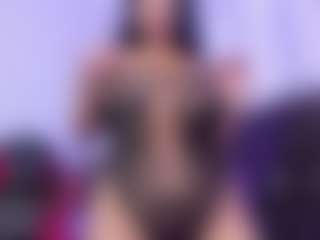 Live cam show with NinaBloom - Ebony MILF on fapnchat