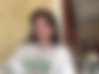 Live cam show with PhoebeRandzin - Hairy Pussy on Soda Cam