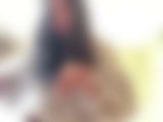 Live cam show with PhoebeRandzin - Eating Pussy on sexylive.show