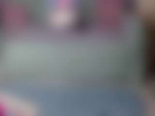 Live cam show with BeaDoll - Smoking on Camiplay Live