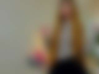 Live cam show with Sade - Genital Piercings on Fling VIP Chat