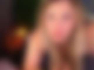 Live cam show with AlissyaGrayy - Camel Toe on Streamer API