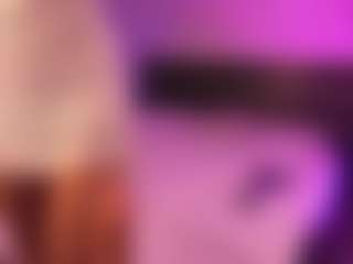 Live cam show with Avrora-Mars - Upskirt on livesuperchat.net