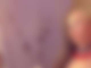 Live cam show with Avrora-Mars - Camel Toe on SxyPornLive