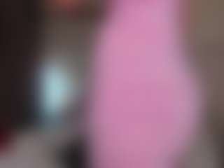 Live cam show with Avrora-Mars - Yoga MILF on Hubzter Live
