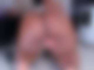 bigasshott's Live Sex Cam Show