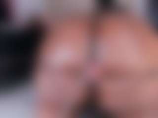 Live cam show with bigasshott - Anal on SmokeAndPoke