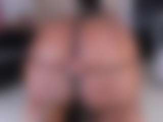 Live cam show with bigasshott - Fatpussy on Camsoda