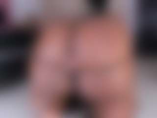 Live cam show with bigasshott - Twerking on CSO-WL