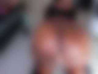 Live cam show with bigasshott - Butt Plug on livesuperchat.net