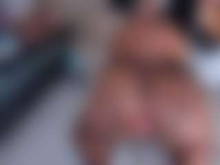 Live cam show with bigasshott - Fatpussy on CSO-WL