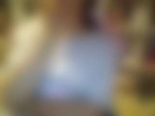 burubulka558's Live Sex Cam Show