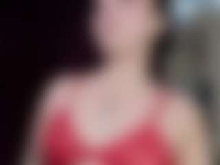 Live cam show with CyndyMonarca - Athletic on StripNow