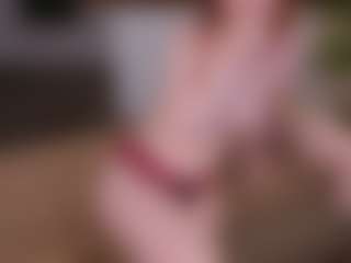 Live cam show with JacquiGardin - Body Massage on AdultVida.com