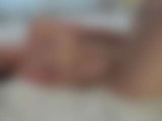 JacquiGardin's Live Sex Cam Show