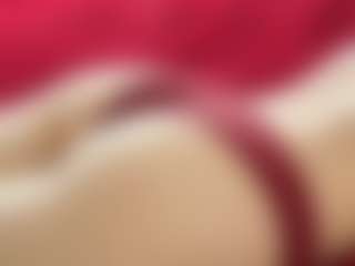 Live cam show with JacquiGardin - Body Massage on intimatelivegirls.com