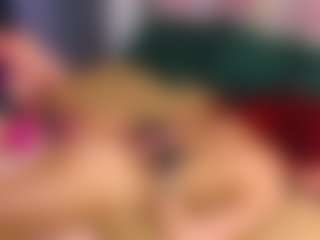 Live cam show with JamieWalace - Green Eyes on fuklive.com
