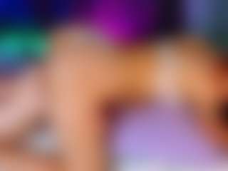 Live cam show with JamieWalace - Smoking on crypto-cams