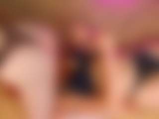 Live cam show with JamieWalace - Lesbian on SinfulBabes