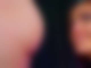 Live cam show with JamieWalace - Green Eyes on Gym Cam Girls