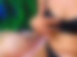 Live cam show with JamieWalace - Lesbian on Dare Cams