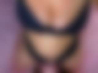 Live cam show with JamieWalace - Squirt on xfollow cams