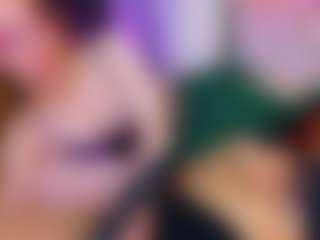 Live cam show with JamieWalace - Smoking on Milfs Live