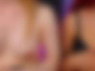 Live cam show with JamieWalace - Shaved Pussy on Soda Cam