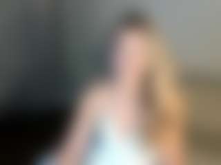 Live cam show with Jennifer - Athletic Strip on sexytreat.net
