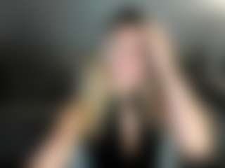 Jennifer MILF webcam performer live streaming