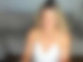 Jennifer's Live Sex Cam Show