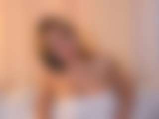 lunacaams's Live Sex Cam Show