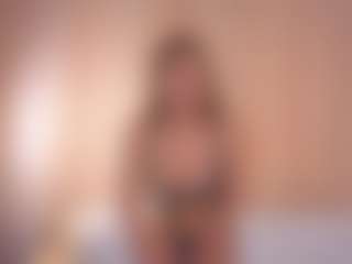lunacaams's Live Sex Cam Show