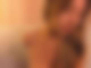Live cam show with lunacaams - Striptease on Uber Horny