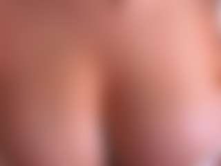 lunacaams's Live Sex Cam Show