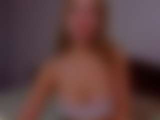 lunacaams's Live Sex Cam Show