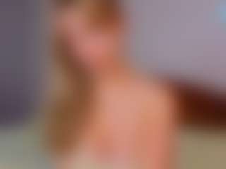 lunacaams's Live Sex Cam Show