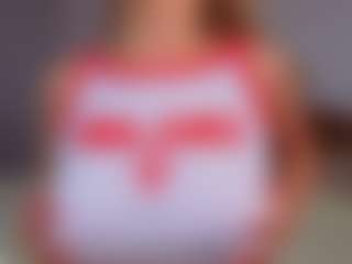 Live cam show with lunacaams - Striptease on Camsoda