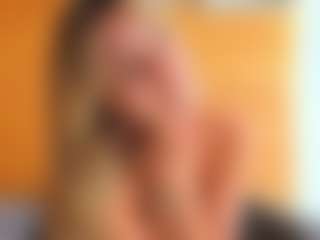 lunacaams's Live Sex Cam Show