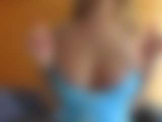 lunacaams's Live Sex Cam Show