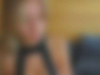 lunacaams's Live Sex Cam Show