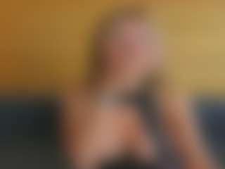 lunacaams's Live Sex Cam Show