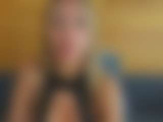 lunacaams's Live Sex Cam Show