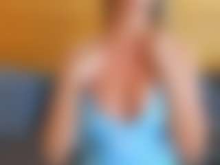 Live cam show with lunacaams - Fingering on Camsoda