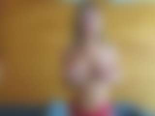 lunacaams's Live Sex Cam Show