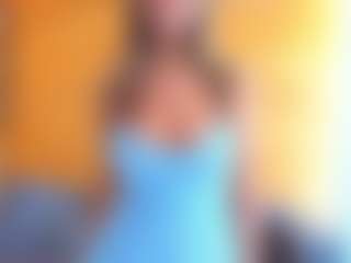 Live cam show with lunacaams - Lush on crypto-cams