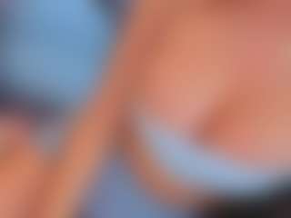 lunacaams's Live Sex Cam Show