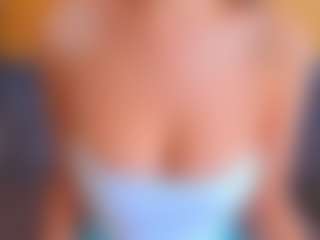 lunacaams's Live Sex Cam Show
